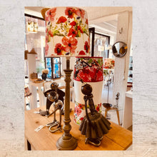 Charger l'image dans la galerie, Abat jours fleurs, coquelicots, mis en scène