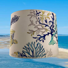 Charger l'image dans la galerie, AJ tambour. tissu ambiance marine. Tortue qui nage 2