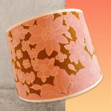 Charger l'image dans la galerie, Tambour 30/25 - Haut 20. Velours de coton. Sur fond coloré.