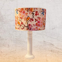 Charger l'image dans la galerie, AJ cylindre de diamètre de 40 cms. tissu cerisier en fleurs. A poser