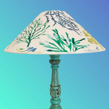 Charger l'image dans la galerie, Chapeau chinois. Tissu coraux bleus verts. Eteint