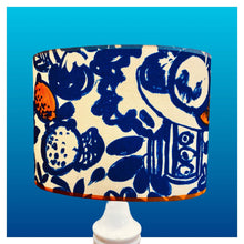 Charger l'image dans la galerie, OVAL30 Tissu années 80. Haut de 22 cms.