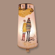 Charger l'image dans la galerie, Abat-jours. Des cônes élancés contrecollés.