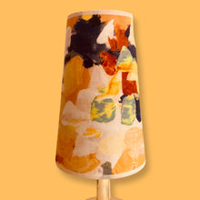 Charger l'image dans la galerie, Abat jours coniques élancés, voile de lin et tissu d'éditeur anglais.