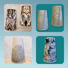 Charger l'image dans la galerie, Abat jours contrecollés sur des tissus dans les tons bleus, lins brodés, coton fleuri