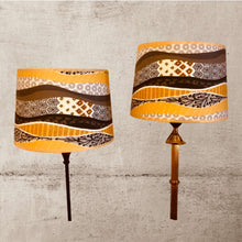 Charger l'image dans la galerie, Abat jour tambour contrecollé sur des tissus dans les tons jaunes. Lin, cotons.