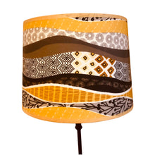 Charger l'image dans la galerie, Abat jour tambour contrecollé sur des tissus dans les tons jaunes. Lin, cotons.