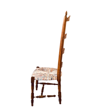 Charger l&#39;image dans la galerie, Chaise de nourrice type espagnol paillée en tissus de couleur. fond transparent

