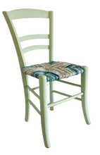 Charger l'image dans la galerie, Chaise originale peinte en vert pâle poudré