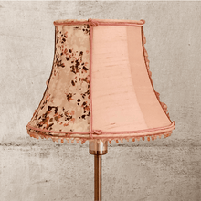 Charger l'image dans la galerie, Mini pagode rose poudré. Soie-voile de coton.Perles