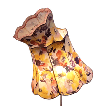 Charger l'image dans la galerie, Petite pagode fleur jaune prune. Avec la grande