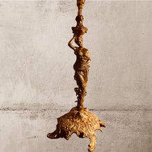 Charger l'image dans la galerie, Pied de lampe ancien. Sculpture femme.