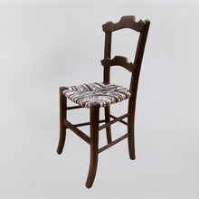 Charger l'image dans la galerie, Chaise paillée simple. Noir et blanc. 2