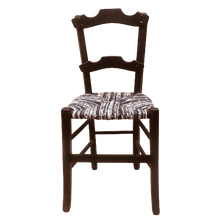 Charger l'image dans la galerie, Chaise paillée simple. Noir et blanc. Face