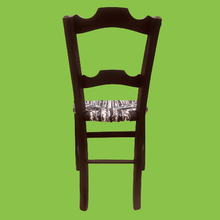 Charger l'image dans la galerie, Chaise originale paillée - Série black and white