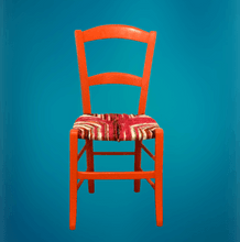 Charger l'image dans la galerie, Chaise originale orange vif. Collection Bougainvilliers de La Mue Créations.