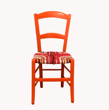 Charger l'image dans la galerie, Chaise originale orange vif. Collection Bougainvilliers de La Mue Créations.