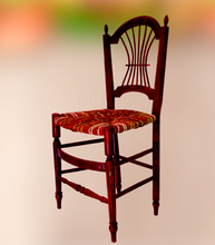 Charger l'image dans la galerie, Chaise ancienne lyre. Paillage été indien. Profil