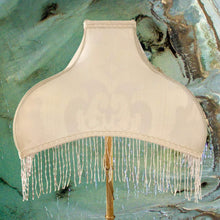 Charger l'image dans la galerie, Pagode birmane cousue main, broderies et perles. Décoration Shabby