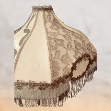 Charger l'image dans la galerie, Lampe victorienne