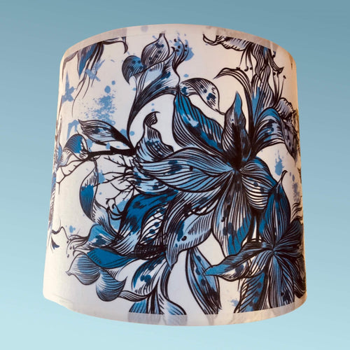 AJ.TAMBOUR.22CMS.BLEU.FLORAL.COTON