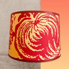 Charger l&#39;image dans la galerie, Abat jour tambour contrecollé. Tissu coton à motifs floraux Manuel Canovas.
