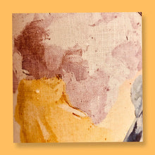 Charger l&#39;image dans la galerie, Abat jours coniques élancés, contrecollés sur voile de lin et tissu d&#39;éditeur anglais
