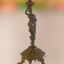 Charger l&#39;image dans la galerie, Lampe statue bronze et abat jour. Bouquet.  Statue
